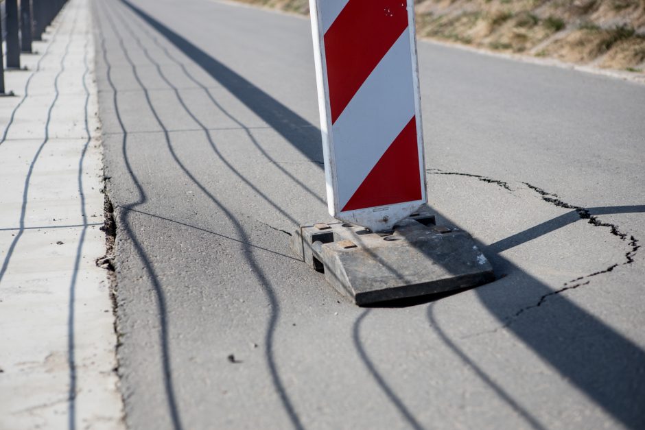 Neseniai suremontuotą Nemuno krantinę vėl reikia tvarkyti – šįkart dėl įgriuvos