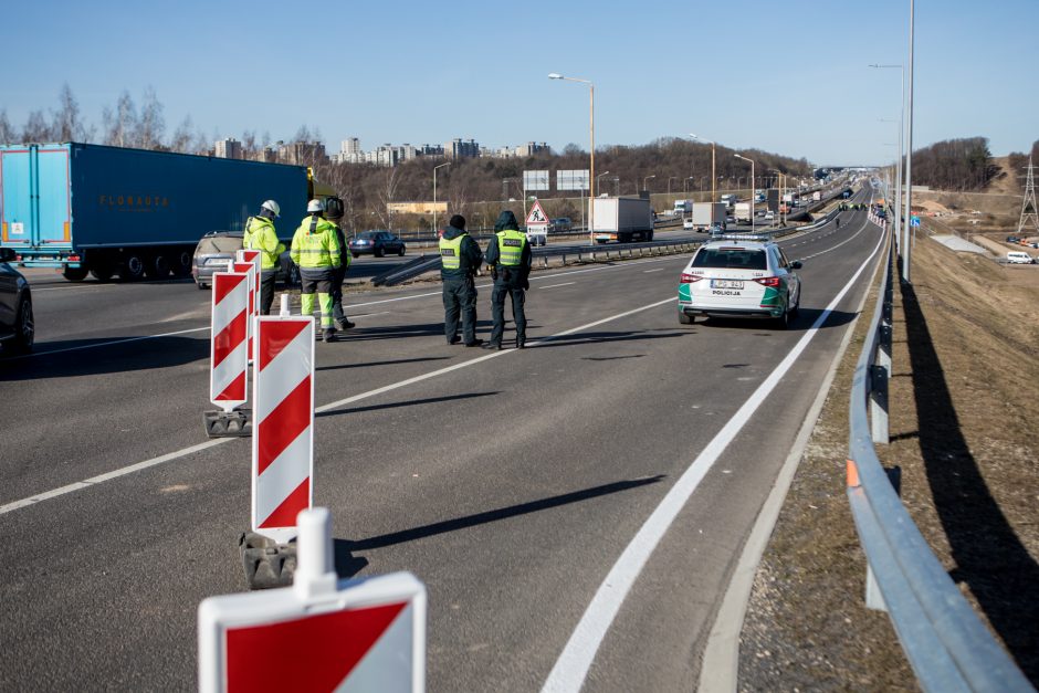 Pagaliau: Kaune atidarytas naujasis tiltas per Nerį