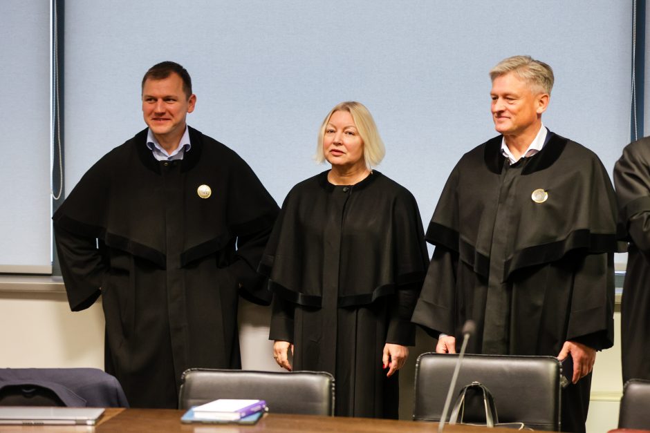 Kauno apygardos teismas dėl gynėjo ligos atidėjo teisėjų, Druskininkų mero korupcijos bylą