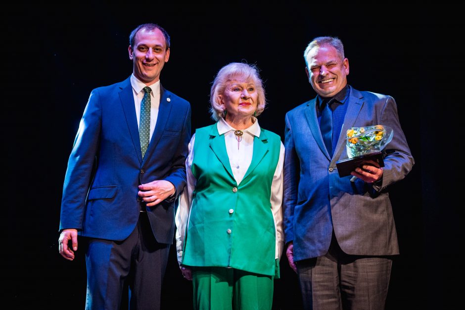 Kaunas iškilmingai paminėjo medicinos darbuotojų dieną: laureatams įteiktos premijos