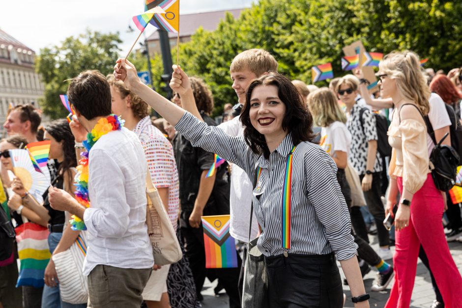 „Vilnius Pride 2023“: į minią vos neįsirėžė automobilis