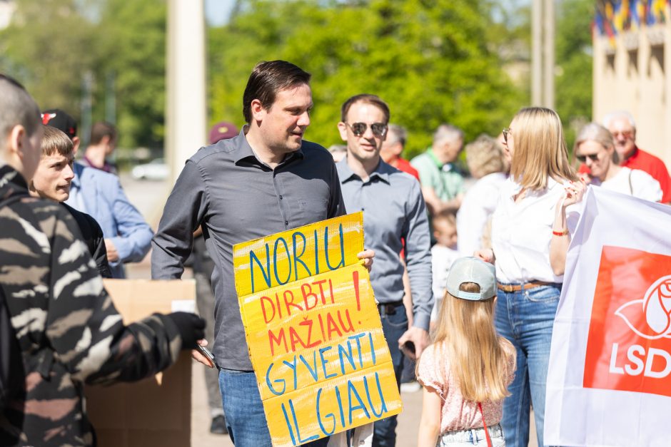 Profesinių sąjungų eitynės ir protestas Gegužės 1-osios proga