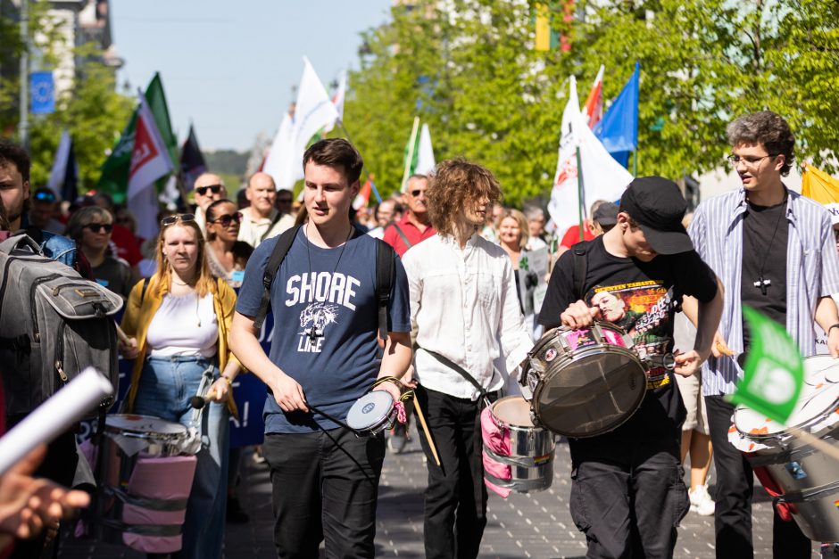 Profesinių sąjungų eitynės ir protestas Gegužės 1-osios proga