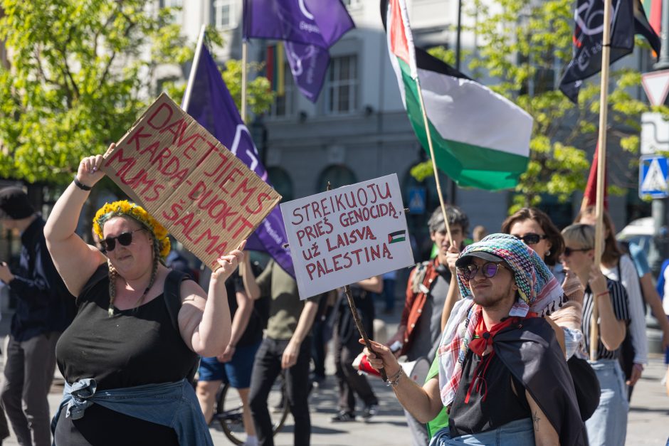 Profesinių sąjungų eitynės ir protestas Gegužės 1-osios proga