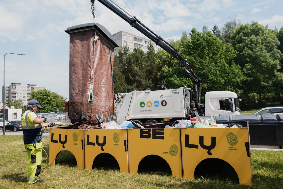 „Kauno švara“ ir „Žaliasis taškas“ tyrė kauniečių plastiko ir metalo pakuočių atliekų konteinerį