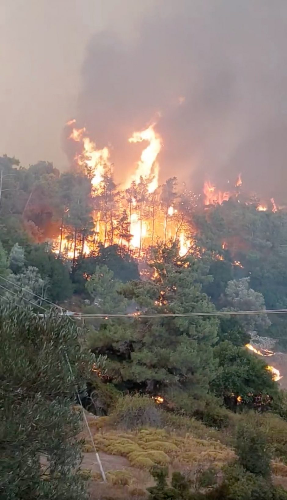 Pragaras Rodo saloje tęsiasi: to nebuvo per visą Graikijos istoriją