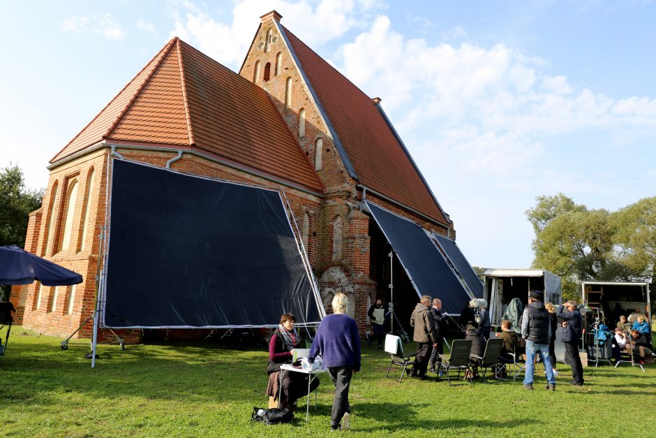 Zapyškio bažnyčioje – vaidybinio filmo scenos