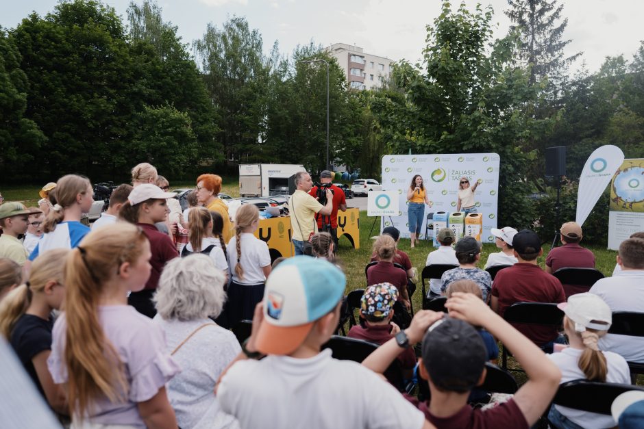 „Kauno švara“ ir „Žaliasis taškas“ tyrė kauniečių plastiko ir metalo pakuočių atliekų konteinerį