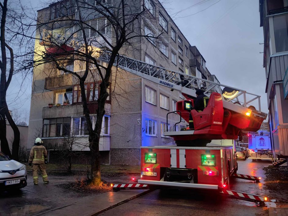 Tarnybų sujudimas prie penkiaaukščio: pasitvirtino blogiausias scenarijus