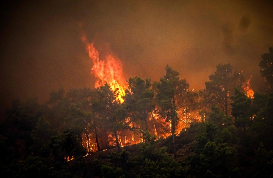 Pragaras Rodo saloje tęsiasi: to nebuvo per visą Graikijos istoriją