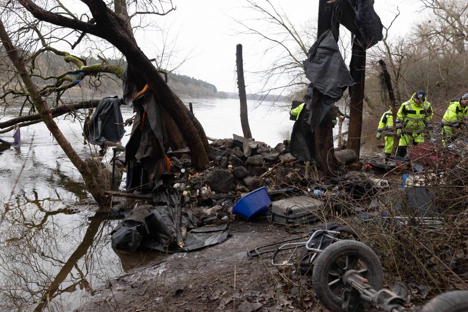 Nugriovė pensininko gūžtą: juk niekam ant sprando nesėdžiu, valgyti neprašau