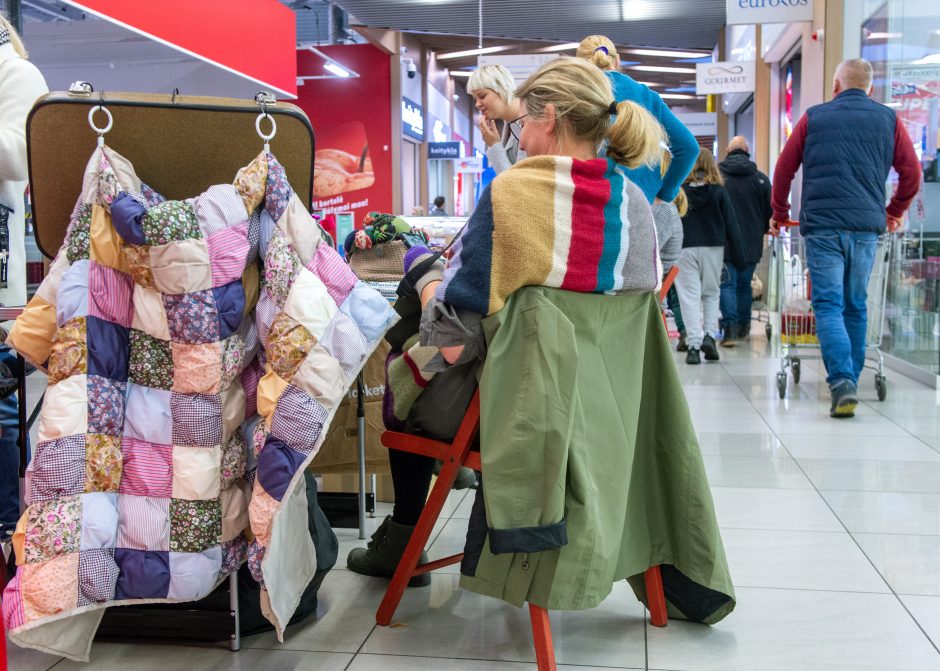 Naudoti daiktai kūrybingų moterų dėka grįžta antram gyvenimui