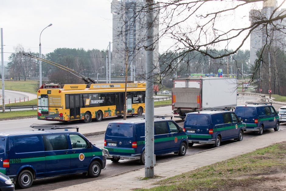 Galimai pagrobto vaiko paieška: apklausiami liudininkai, „šukuojama“ įvykio vieta