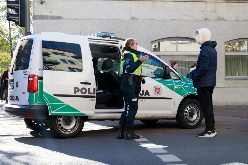 Kauno centre strigo eismas: partrenkta moteris