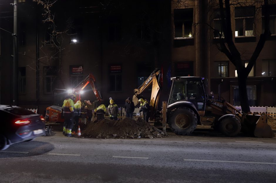 Į Kauno centrą sulėkė avarinės tarnybos: pažeistas dujotiekis