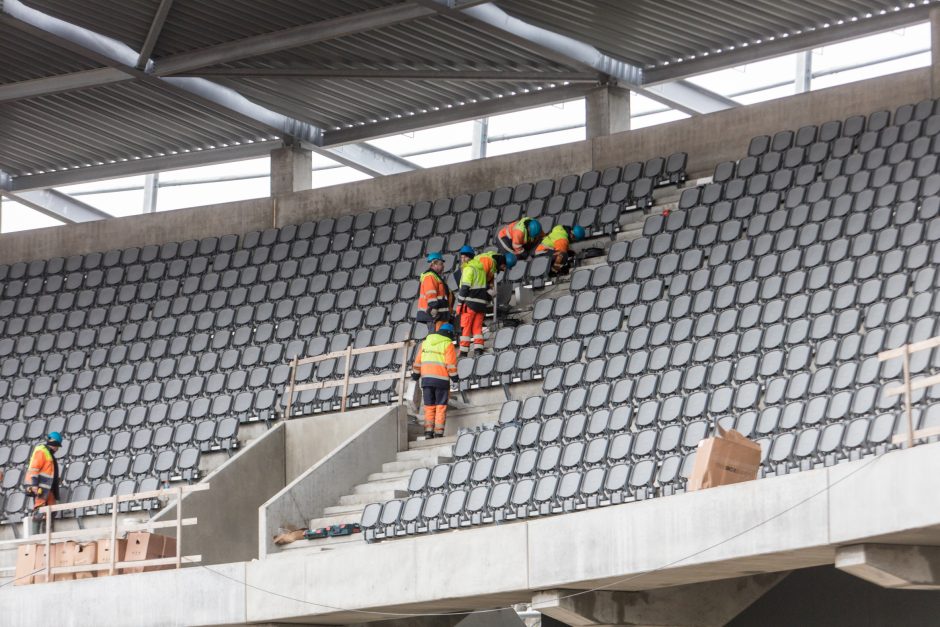 Vilnius griauna stadioną, Kaunas laukia atidarymo