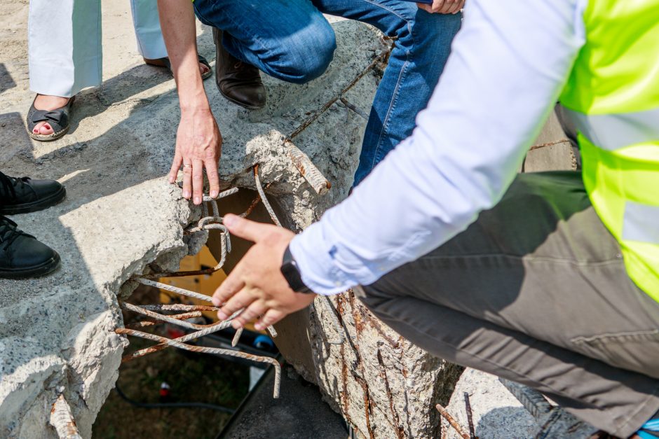 Šilainių estakada – nesaugi: rekonstruoti ar remontuoti?