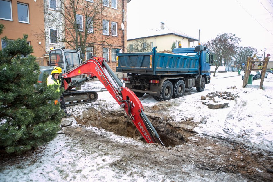 Žaliakalnyje gatves išasfaltavo, o paskui ir vėl išrausė