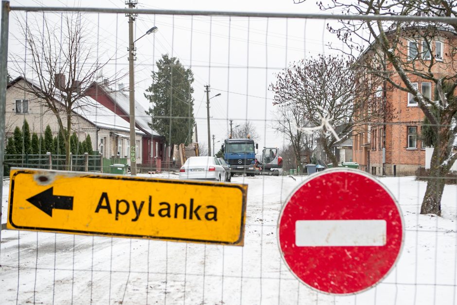 Žaliakalnyje gatves išasfaltavo, o paskui ir vėl išrausė