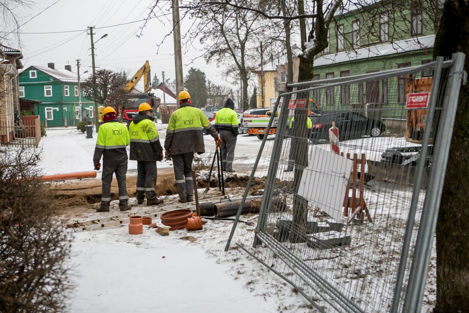 Žaliakalnyje gatves išasfaltavo, o paskui ir vėl išrausė