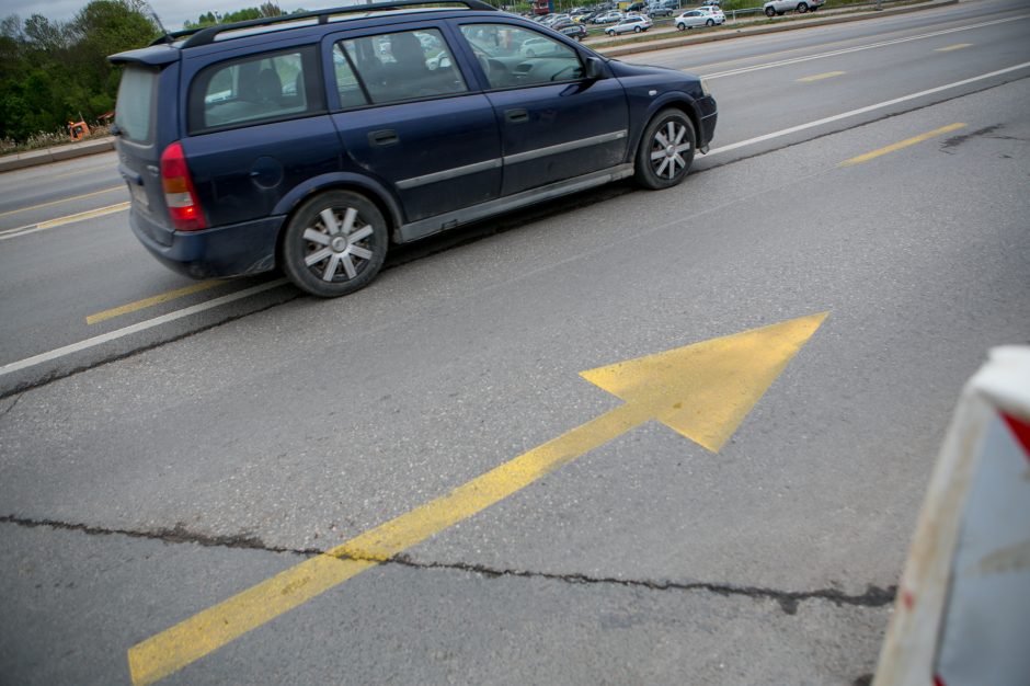 „Fegdos“ darbininkai magistralėje kelia chaosą?