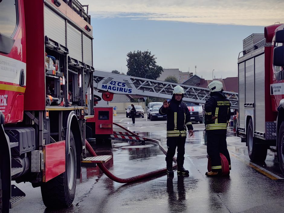 Dar vienas gaisras Savanorių pr.: užsidegė žymusis „Maximos“ malūnas 