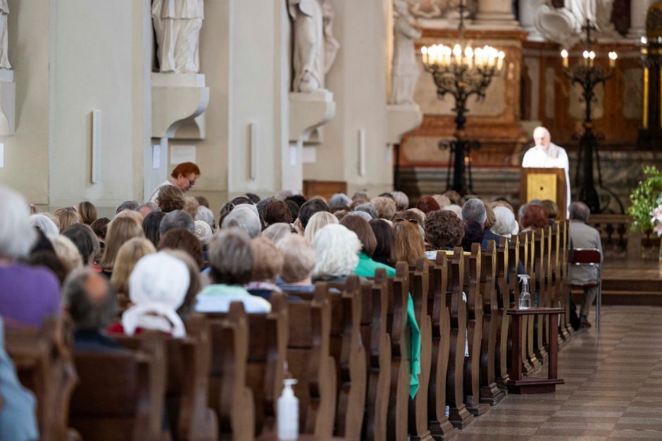 Skandalas dėl nelegaliai statomų parapijos namų: teko įsikišti ir Statybos inspekcijai