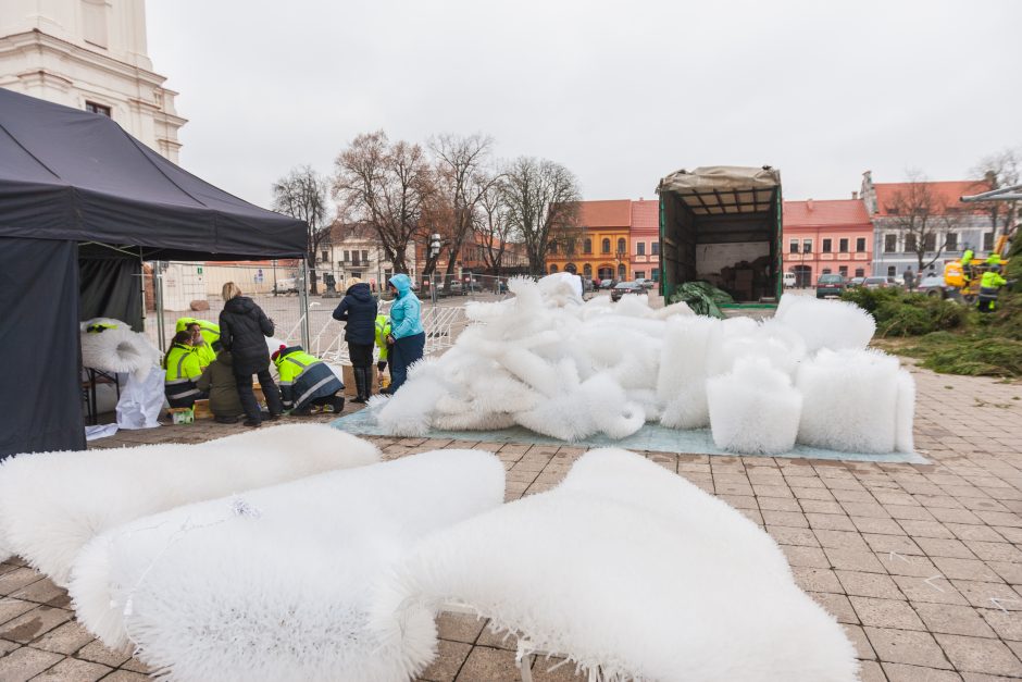 Kauno kalėdinės eglės kontūrai jau traukia smalsuolių žvilgsnius