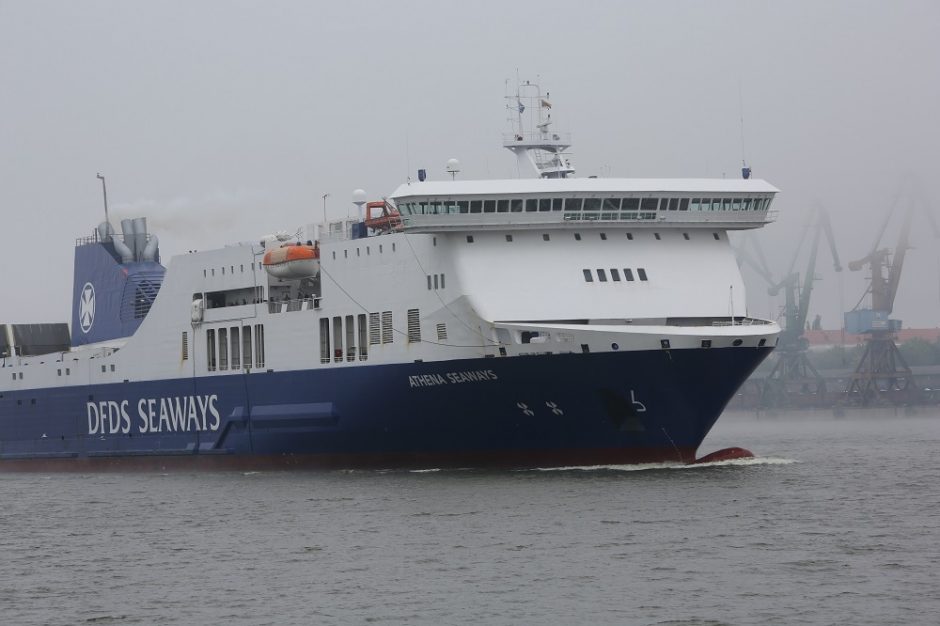 „DFDS Seaways“ nusipirko laivą