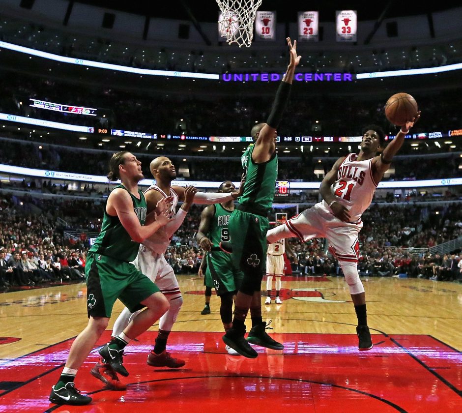 NBA: „Bulls“ palaužė „Celtics“