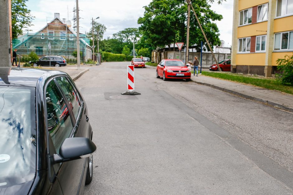 „Neatlaikė“ ir Pušyno gatvės asfaltas