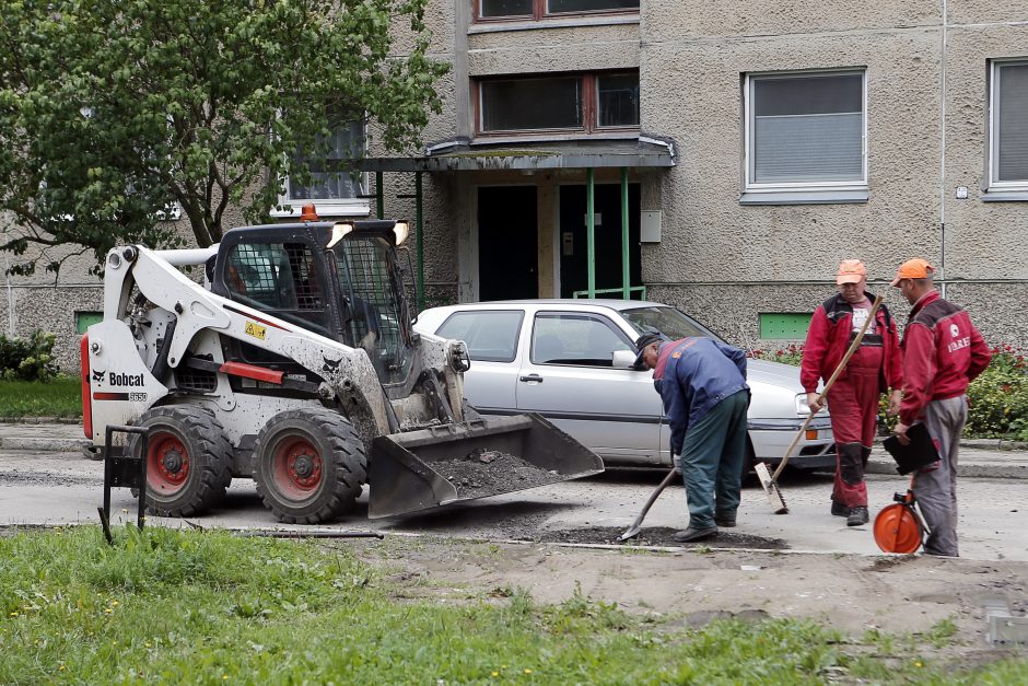 Klaipėdos kiemuose mažėja duobių