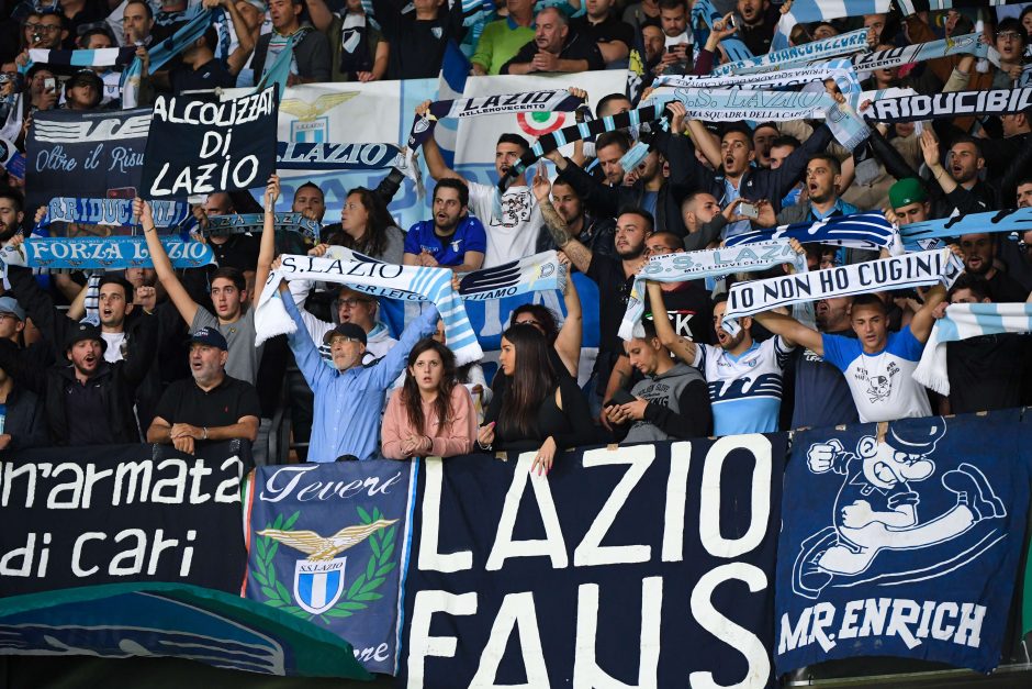 EP vadovas pasmerkė italų futbolo komandos „Lazio“ sirgalius už antisemitizmą