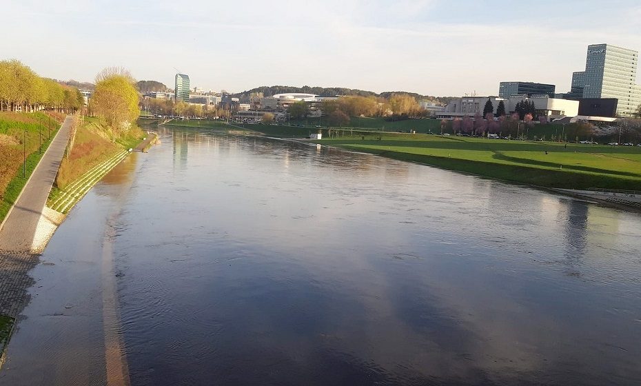 Paaiškino, kodėl vėl iš krantų išsiliejo Neris