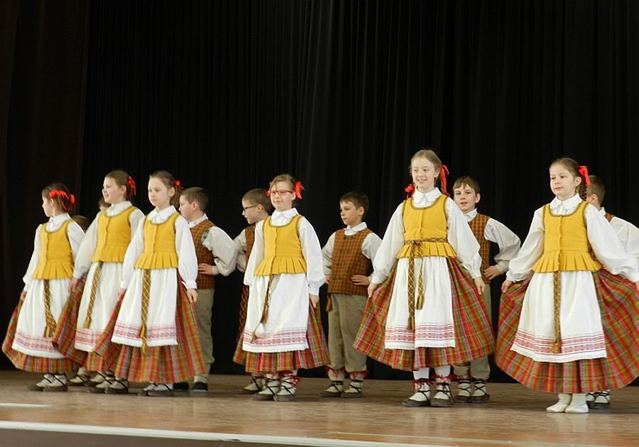 Šokių festivalis paskelbė pavasario pradžią