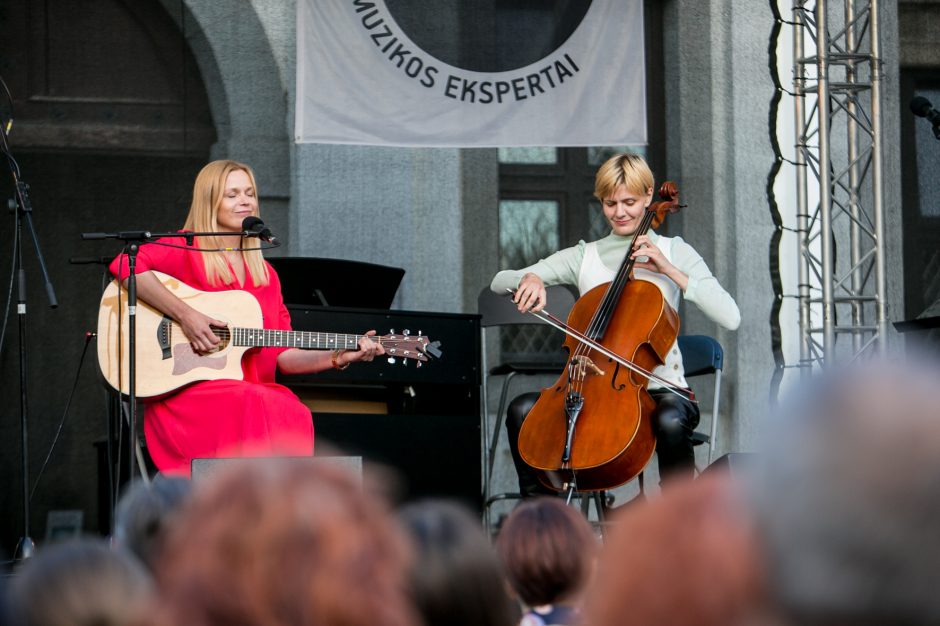 Koncertų cikle „Pažaislio liepų alėjos vakarai“ – festivalio „Purpurinis vakaras“ atidarymas