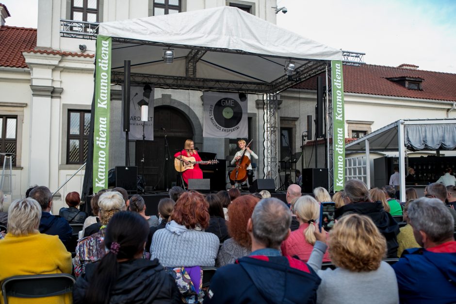 Koncertų cikle „Pažaislio liepų alėjos vakarai“ – festivalio „Purpurinis vakaras“ atidarymas