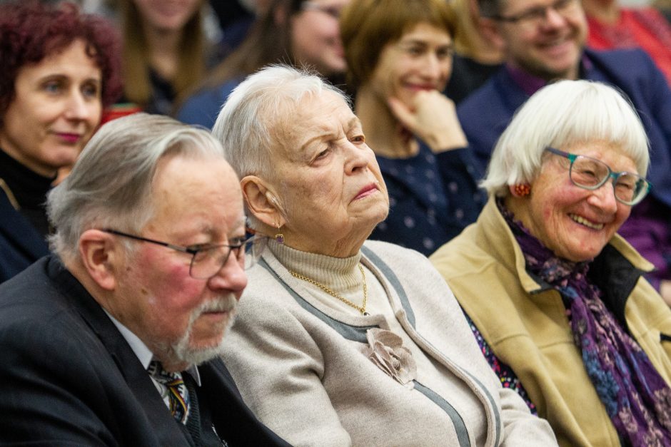 Knygų mugėje pristatyta knyga apie A. Brazauską