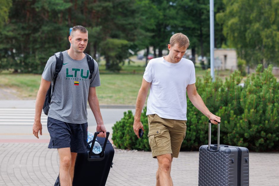 Lietuvos krepšinio rinktinės nariai renkasi į stovyklą