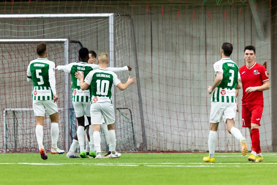 „Žalgiris“ sutalžė be pašalinto gynėjo likusią „Sūduvą“