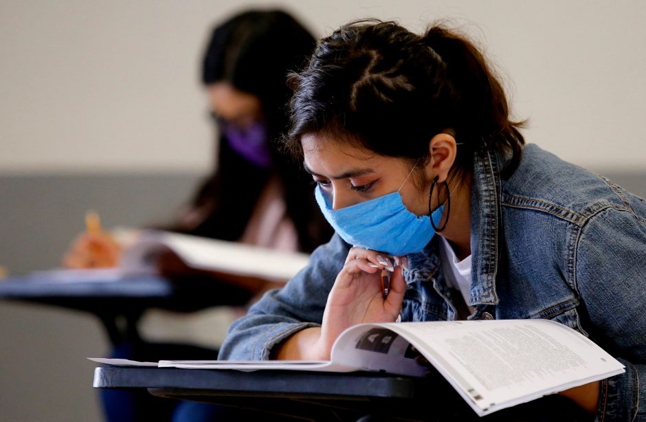 Aukštosios mokyklos privalės užtikrinti studentų iš užsienio izoliaciją