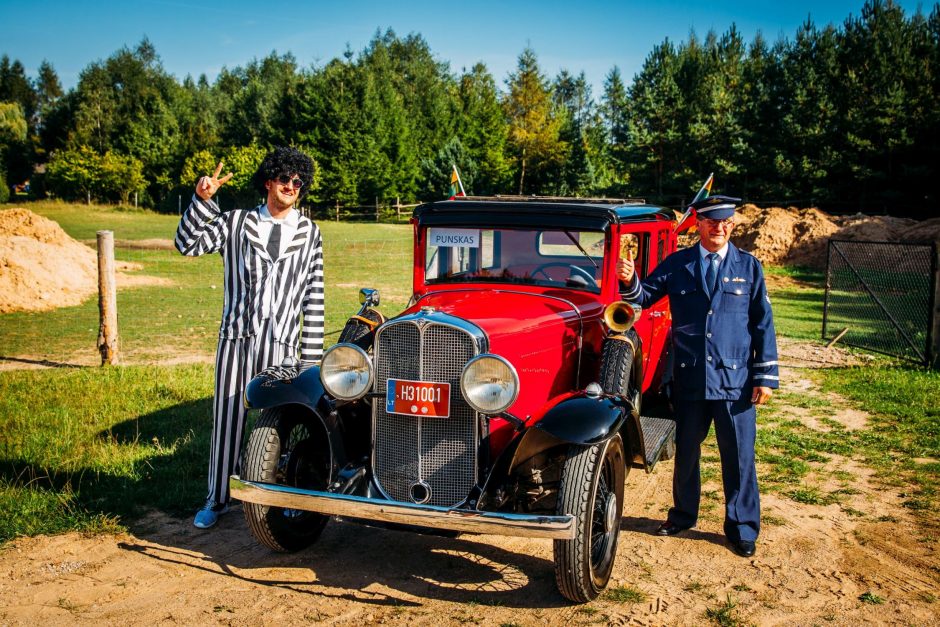 „Pasienio fiestai“ akompanuos istorinių automobilių ralis