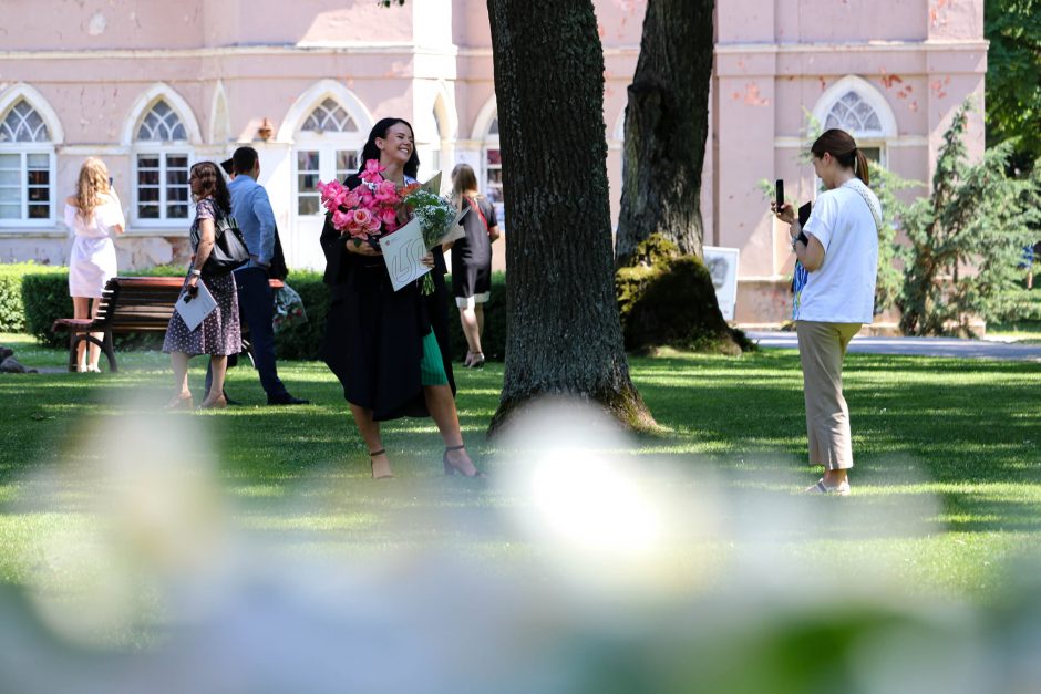 LSU diplomai įteikti žinomiems šalies sportininkams