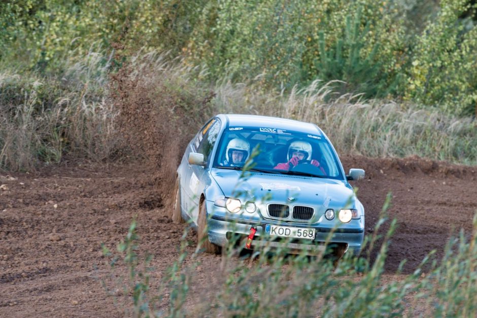 Sumušęs visus rekordus nudundėjo jubiliejinis „Kauno rudens“ ralis