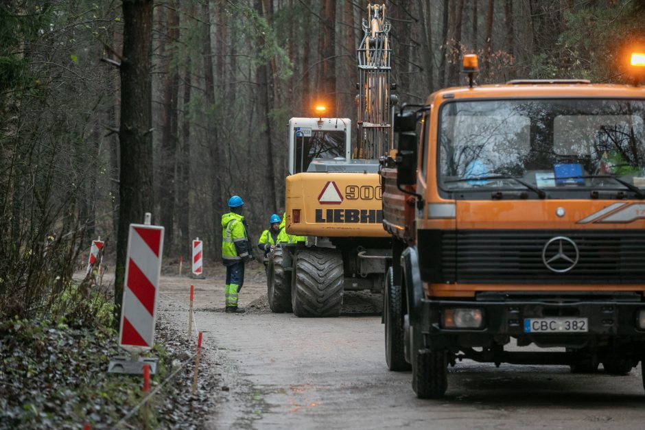 Vilniuje pradėta asfaltuoti Mykolo Lietuvio gatvės atkarpa