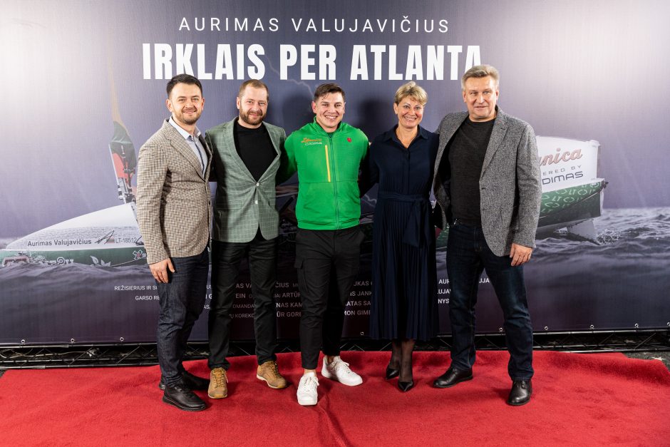 A. Valujavičiaus filmo „Irklais per Atlantą“ premjera