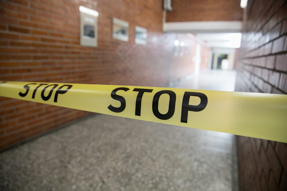 Grasinimų dėl sprogimų sulaukė Kauno savivaldybė, trys mokyklos