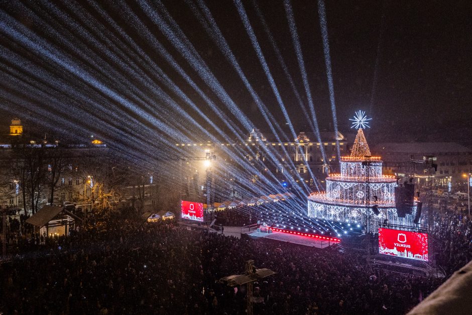 J. Statkevičius apie Vilniaus kalėdinę eglę rėžė tiesiai: pakvipo apgaule!