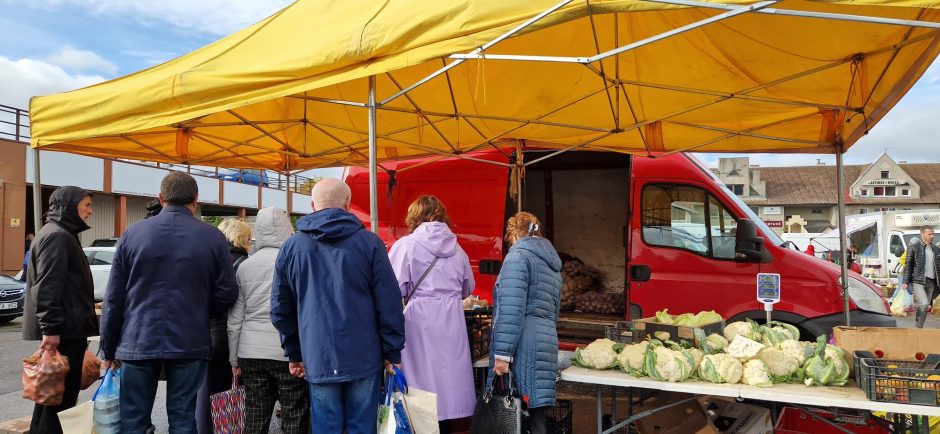 Mugėje – apstu ne tik žmonių, bet ir gardėsių