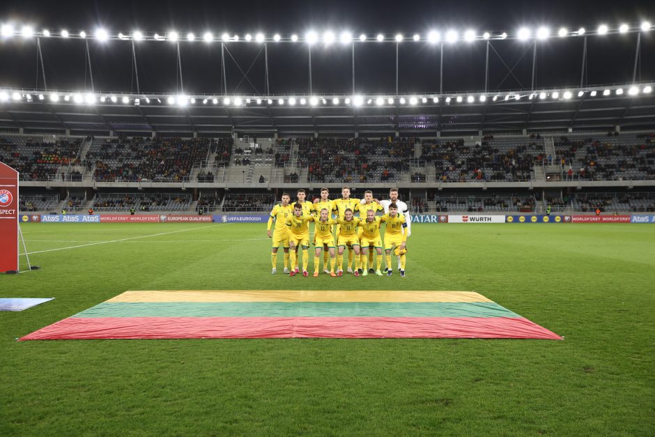 Puikiai žaidusi Lietuvos futbolo rinktinė nenusileido Vengrijai